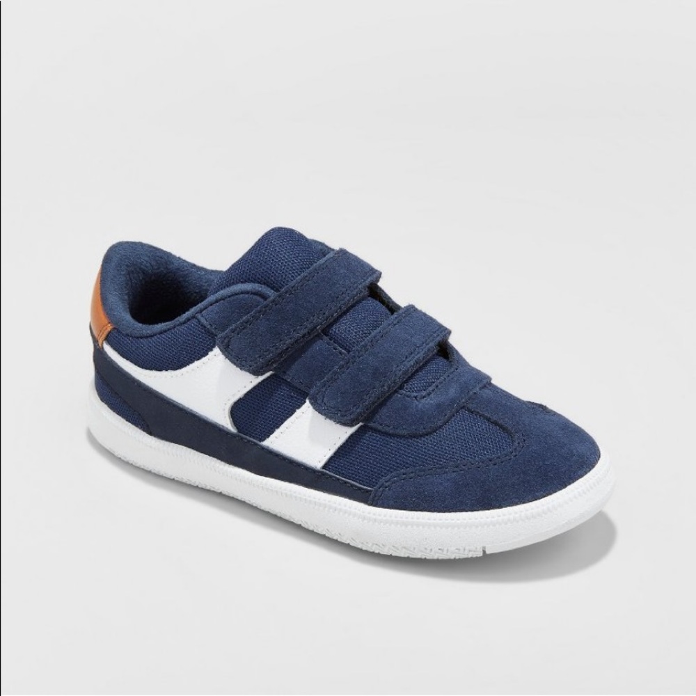 Cat & Jack Casey Suede Sneakers